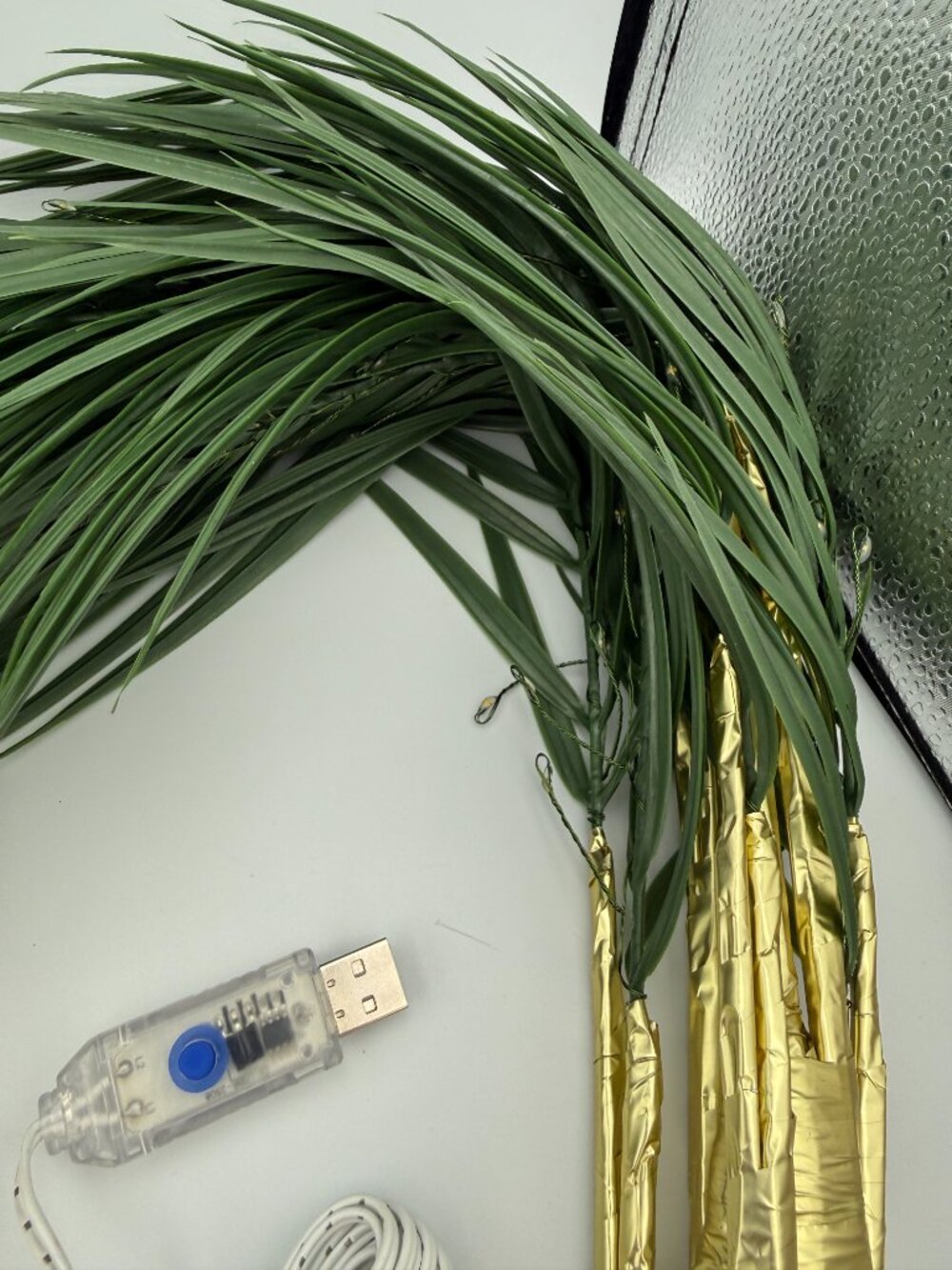 LED Lighted Artificial Palm Tree USB Powered Gold Base Remote Control - Picture 9 of 16